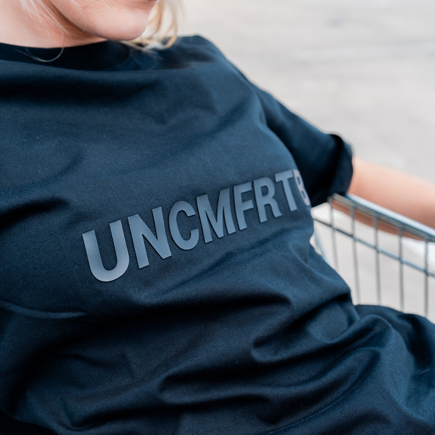 Uncmfrtbl Black T-shirt